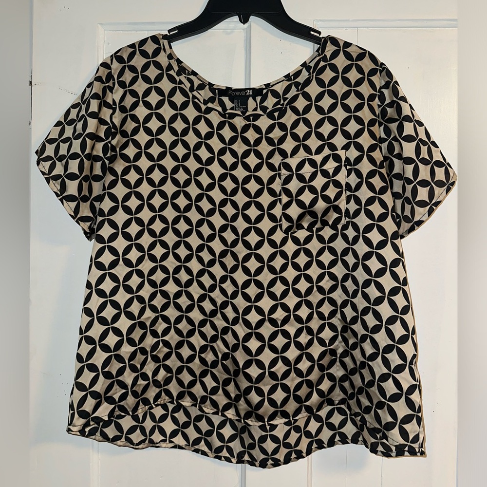 Forever 21 Black and Cream Patterned Blouse